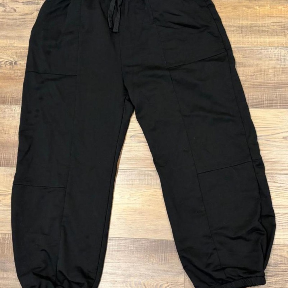 Black joggers baggy high rise comfy XL pockets inseam 24"
